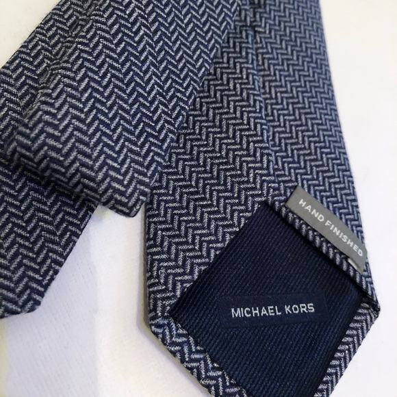 Michael Kors wool knit fashion black & blue tie new - Picture 4 of 4
